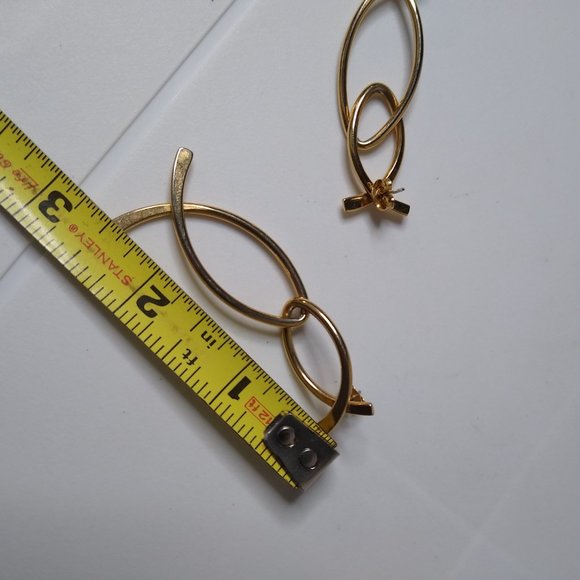 Vintage Metal Dangle Earrings - Picture 15 of 16